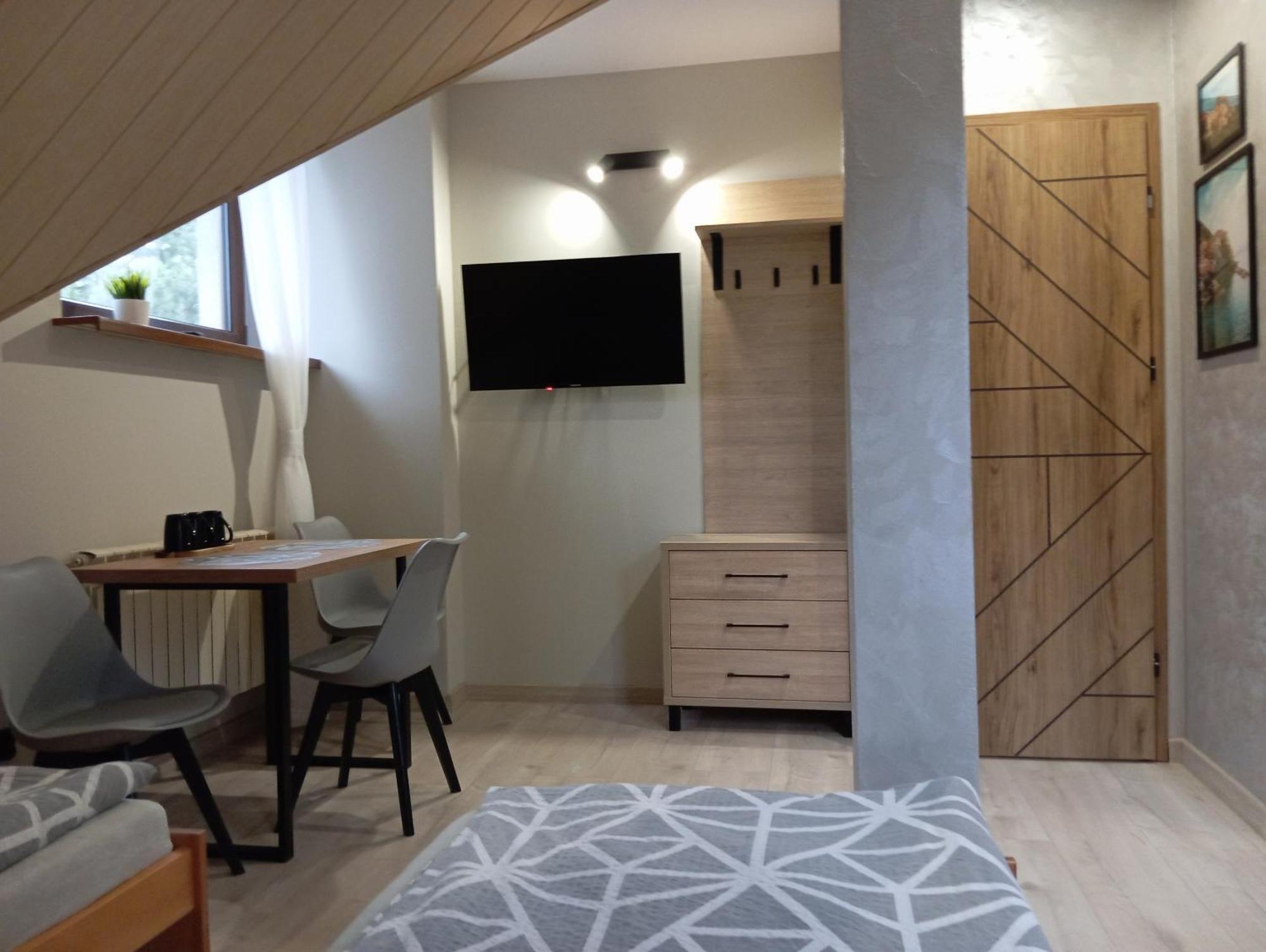 Zacisze Rozalin (Pruszkow) Quarto foto